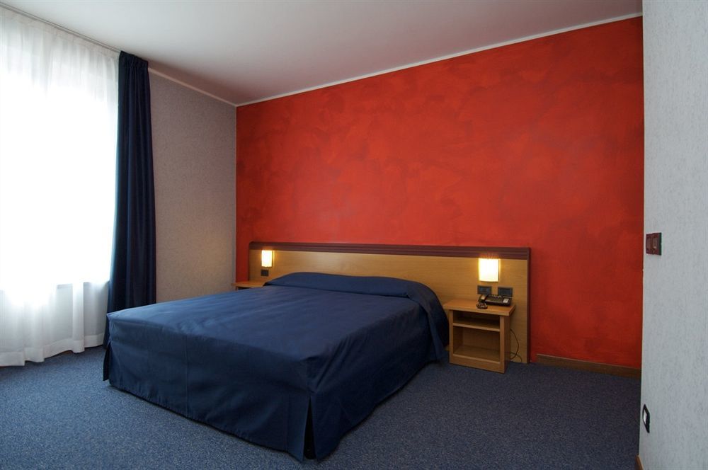 Hotel Residence Ducale 포르토 만토바노 외부 사진
