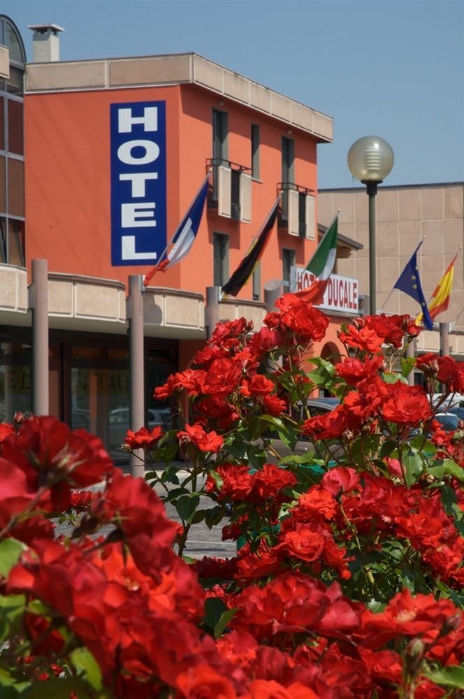 Hotel Residence Ducale 포르토 만토바노 외부 사진